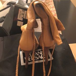 Gianni Versace tan boots